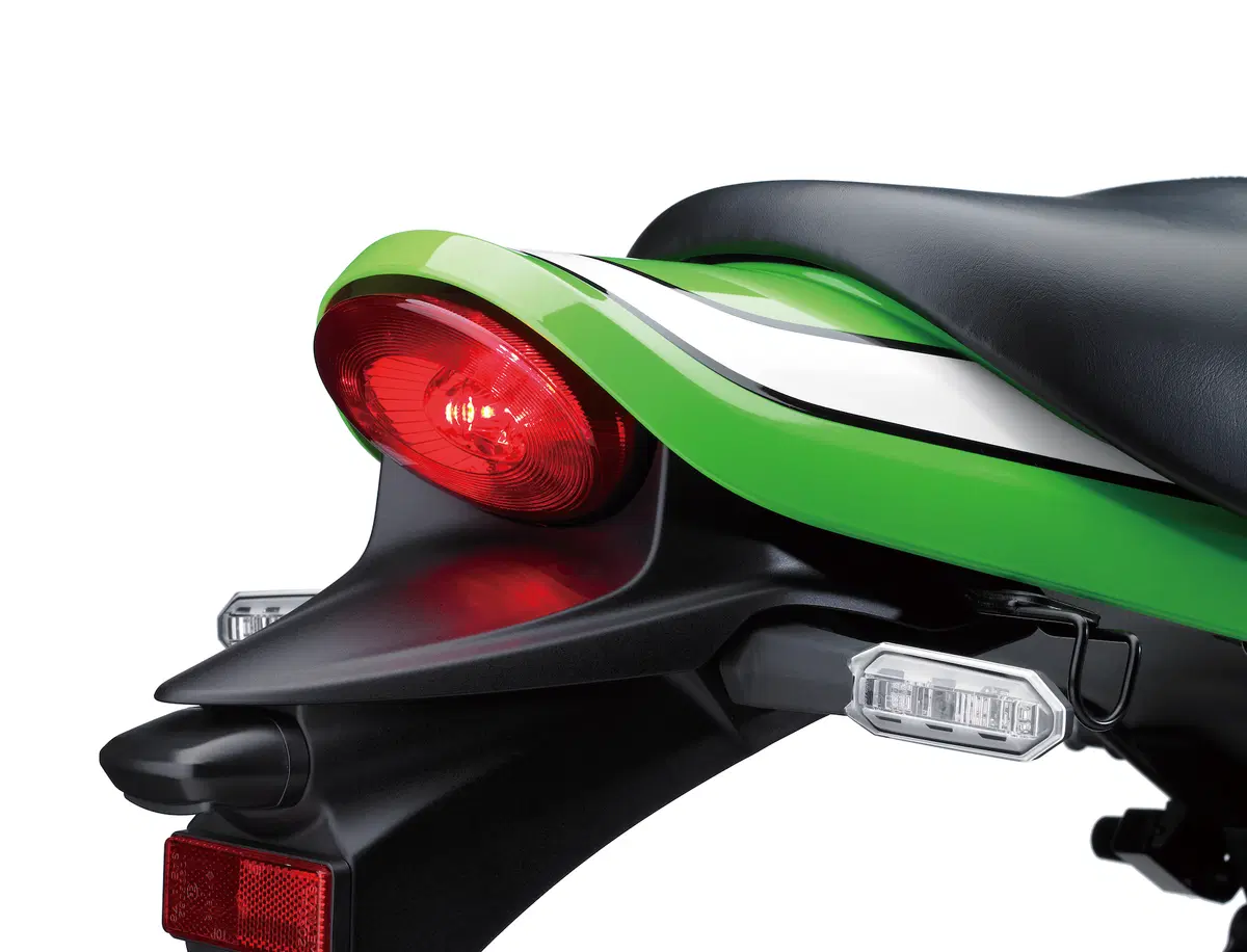 EICMA 2017: Kawasaki Z 900RS ed RS CAFE, foto, dati e prezzi (7)