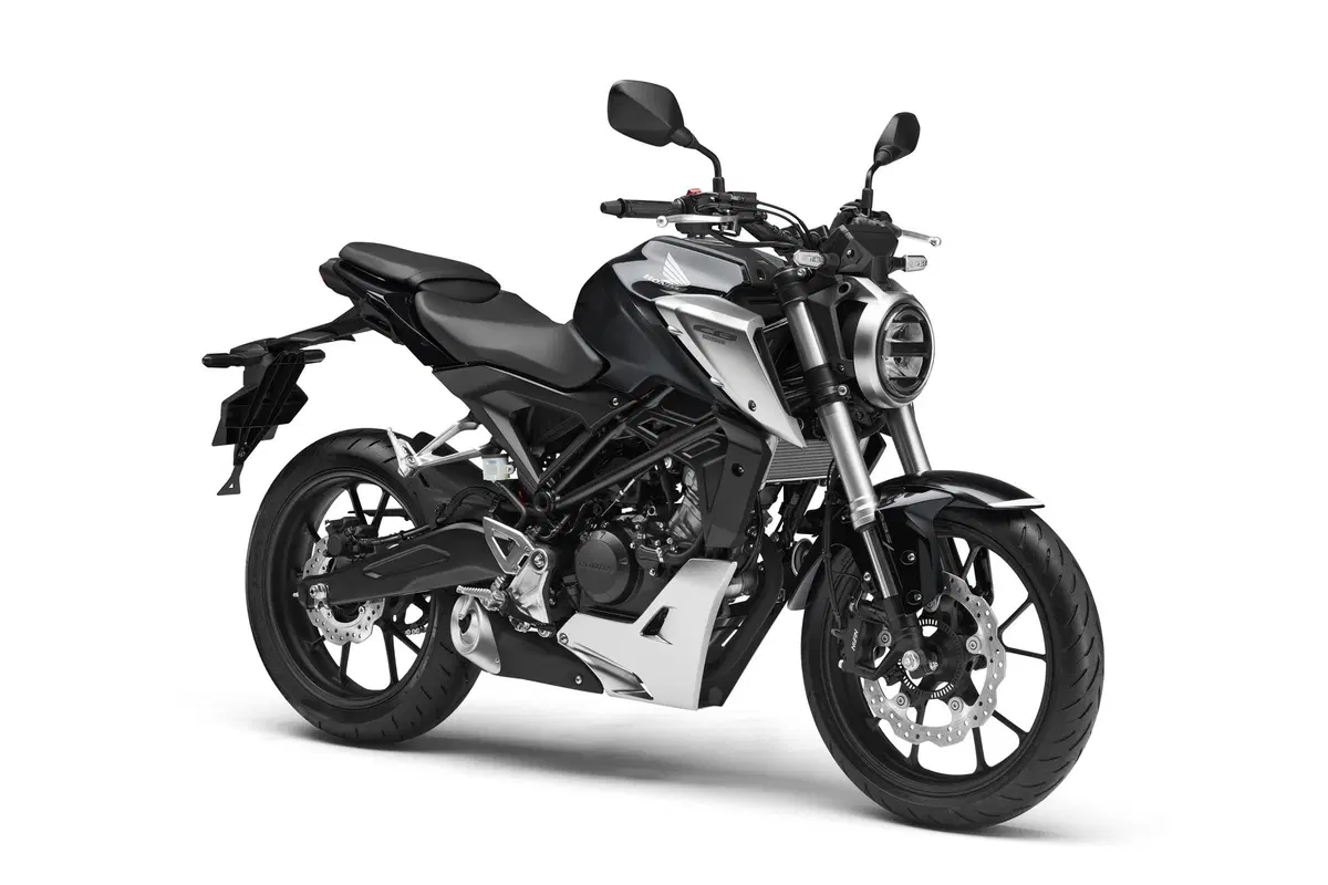 EICMA 2017: Honda CB125R, foto e dati (4)