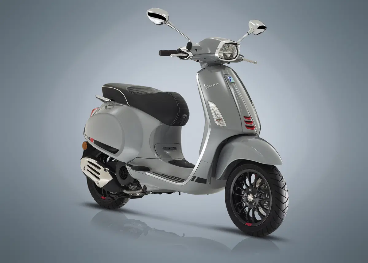 EICMA 2017: Vespa Primavera e Vespa Sprint si rinnovano (9)