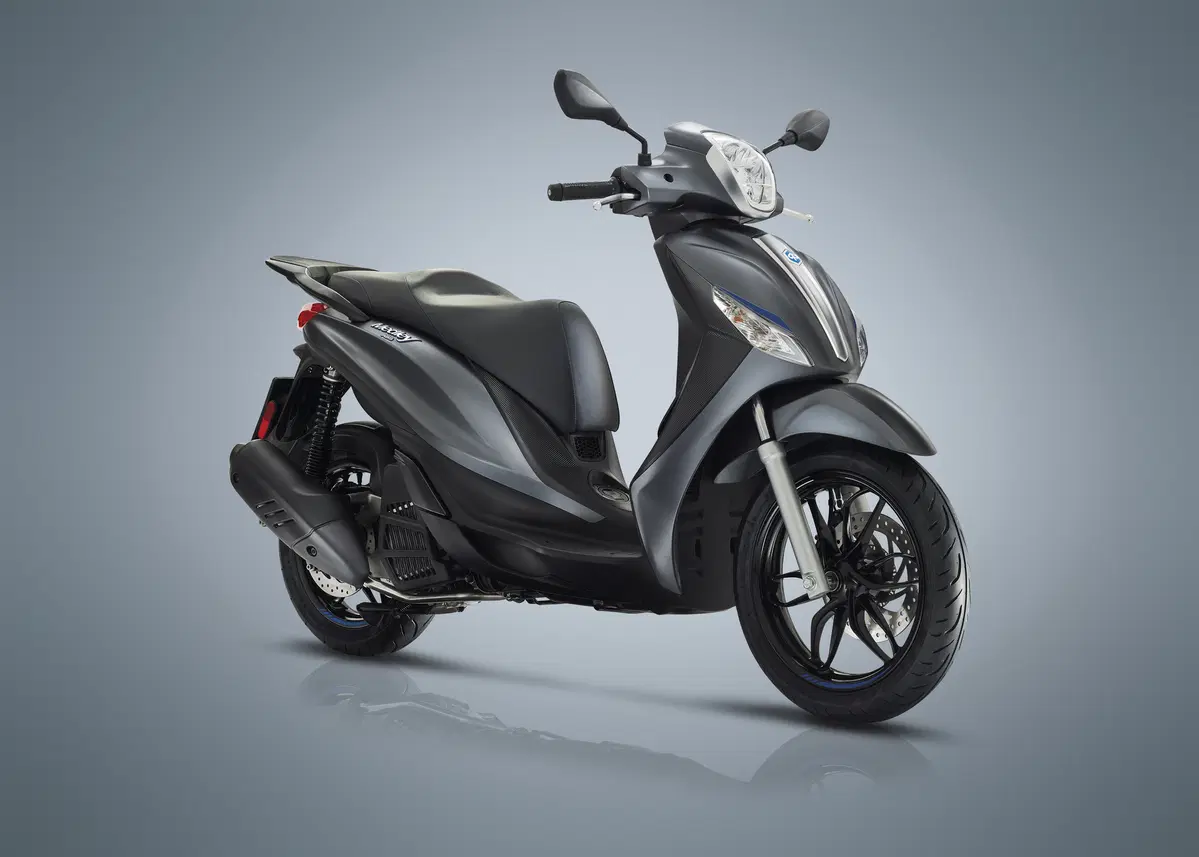 EICMA 2017: i modelli 50 cc del gruppo Piaggio dedicati ai più giovani (9)