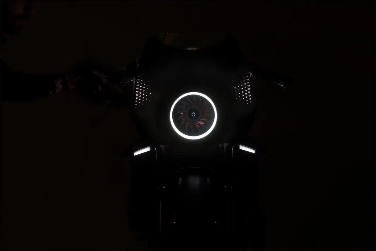 EICMA 2017: Honda CB4 Interceptor Concept (7)