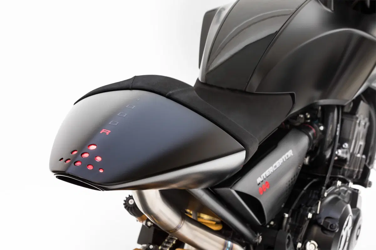 EICMA 2017: Honda CB4 Interceptor Concept (12)