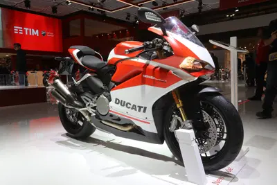 EICMA 2017: Ducati Panigale 959 Corse, foto, video, dati e prezzi