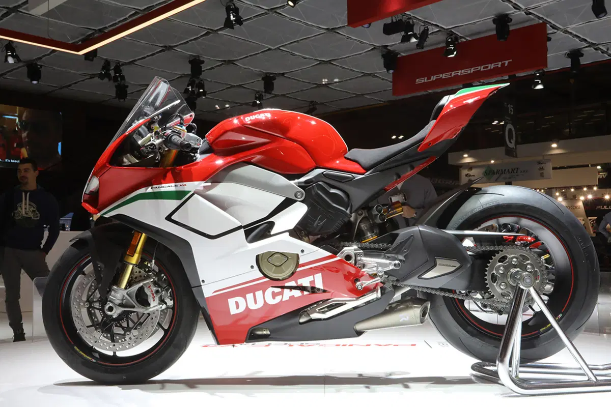 EICMA 2017: Ducati Panigale V4, foto e dati