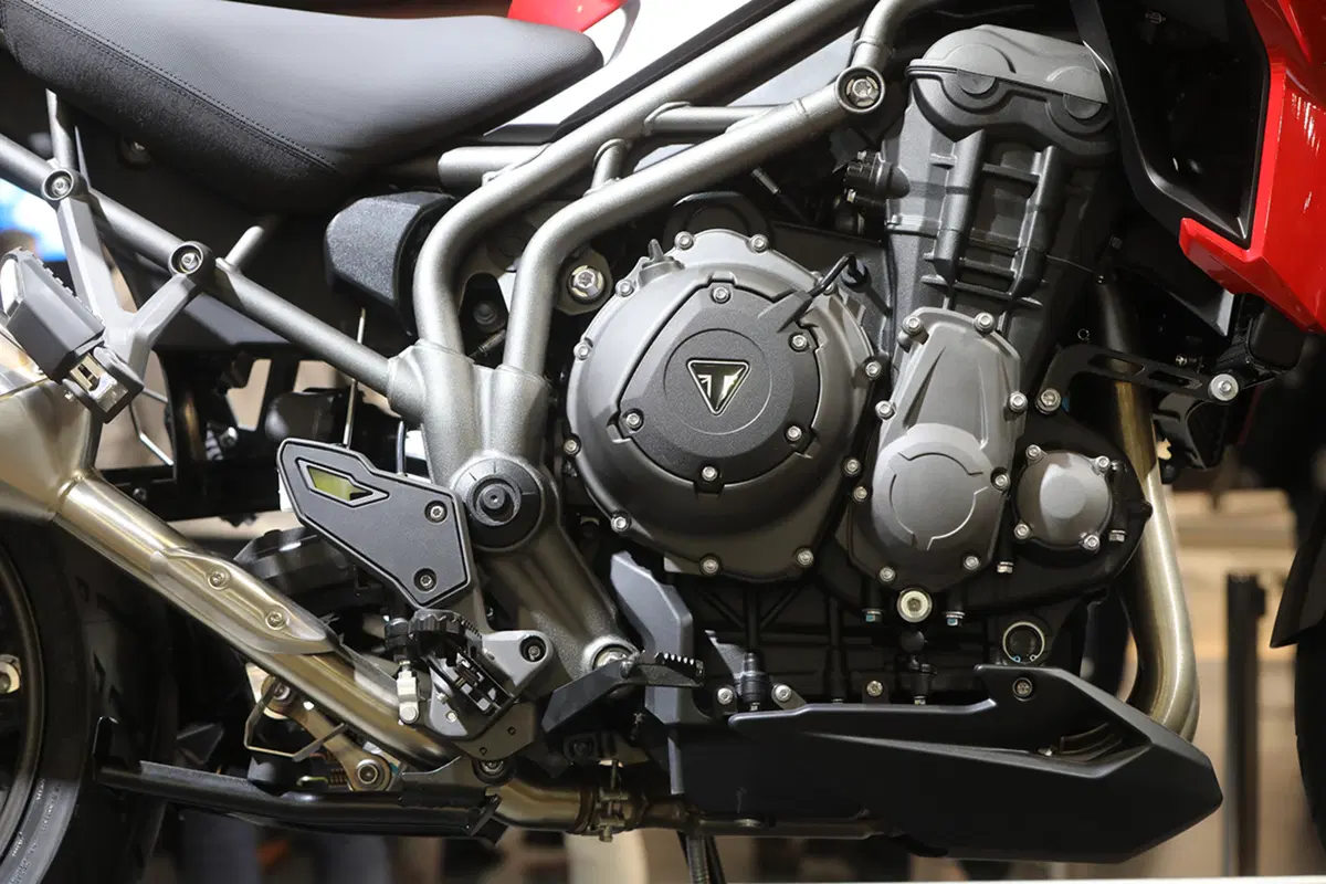 EICMA 2017: Triumph Tiger 1200, foto e dati (4)
