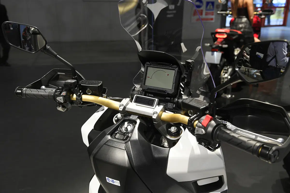EICMA 2017: Honda X-ADV, foto e dati (21)