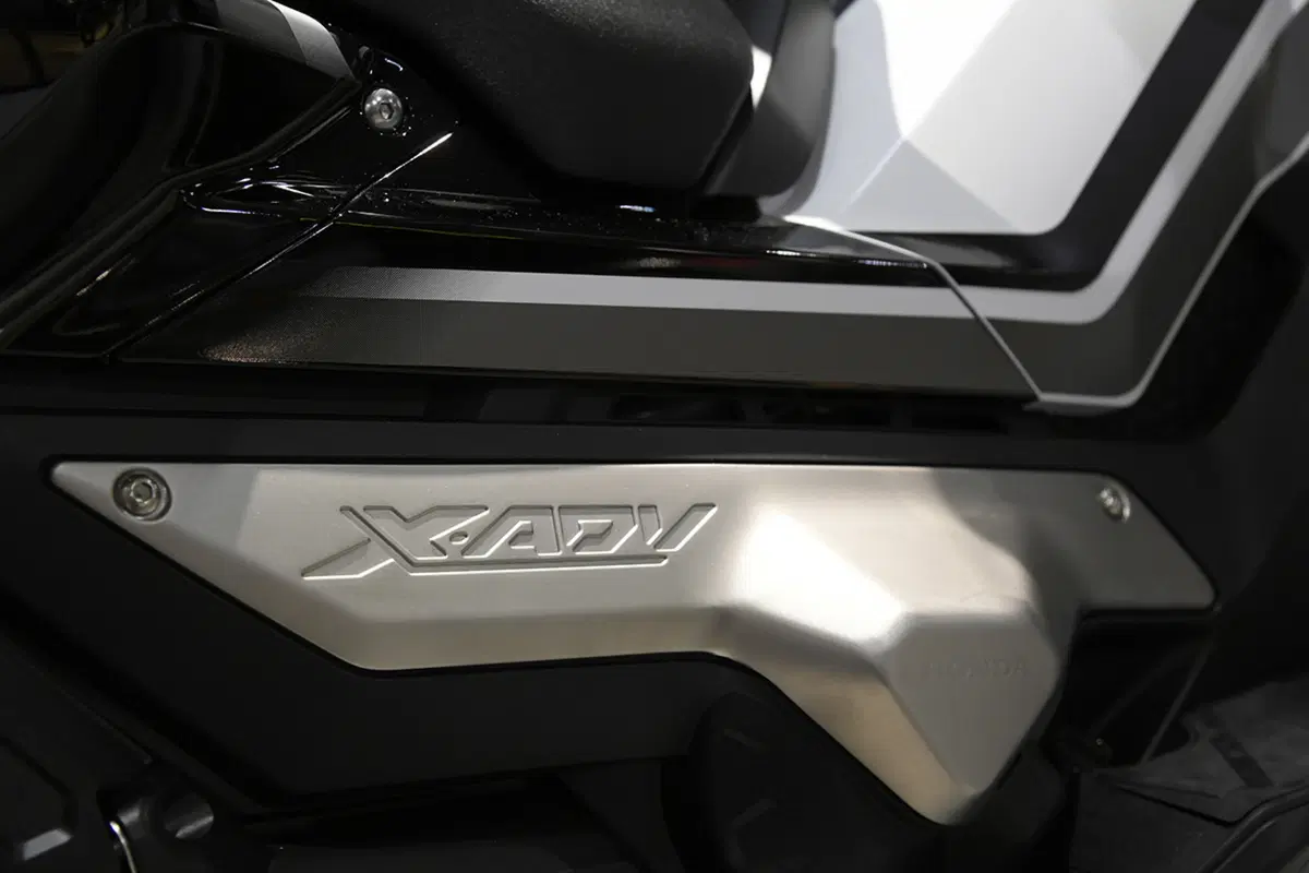 EICMA 2017: Honda X-ADV, foto e dati (25)