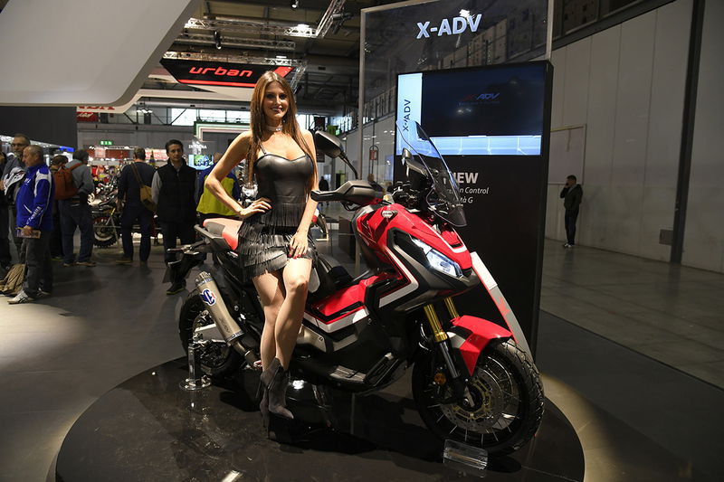 EICMA 2017: Honda X-ADV, foto e dati [VIDEO]