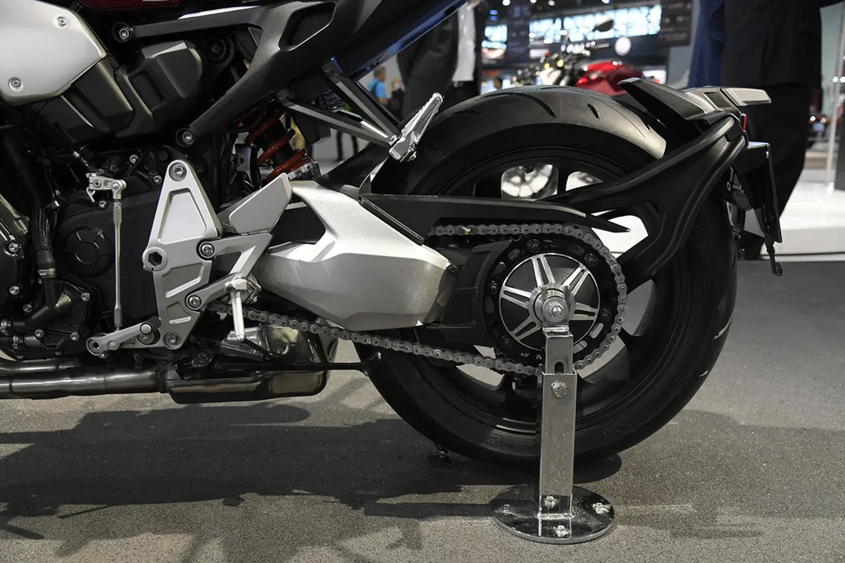 EICMA 2017: Honda CB1000R. Foto e dati (22)
