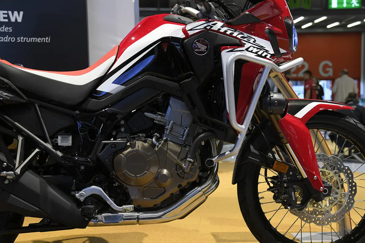 EICMA 2017: Honda Africa Twin CRF1000L 2018 (10)