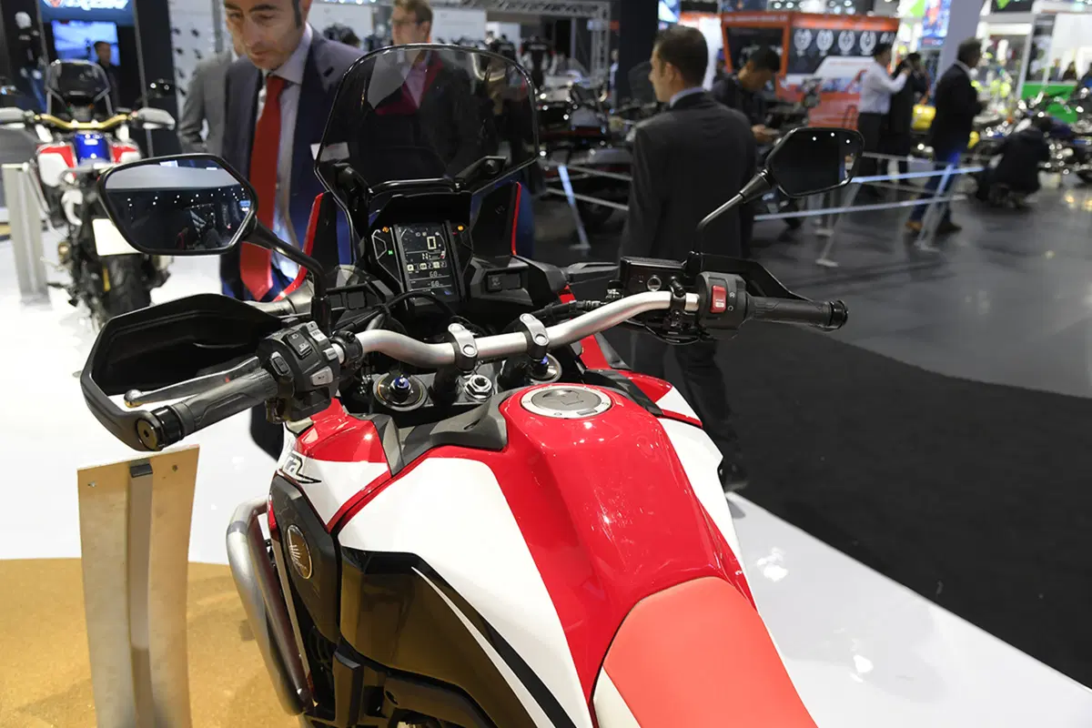 EICMA 2017: Honda Africa Twin CRF1000L 2018 (23)