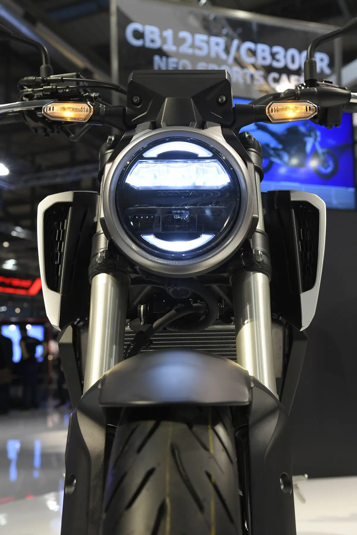 EICMA 2017: Honda CB125R, foto e dati (16)
