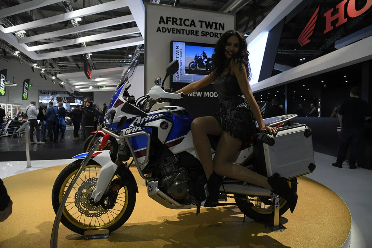 EICMA 2017: Honda Africa Twin CRF1000L Adventure Sports 2018 (12)