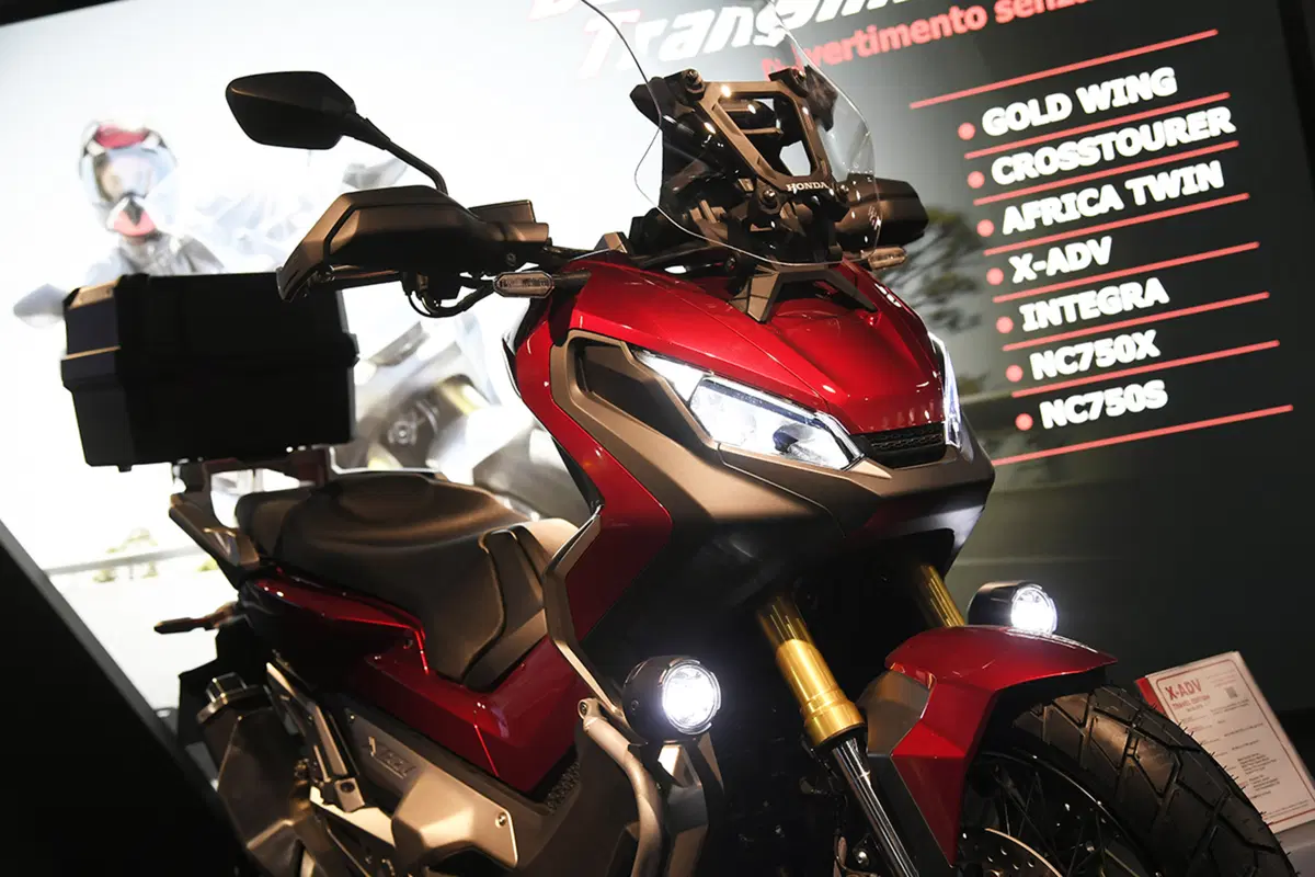 EICMA 2017: Honda X-ADV, foto e dati (39)