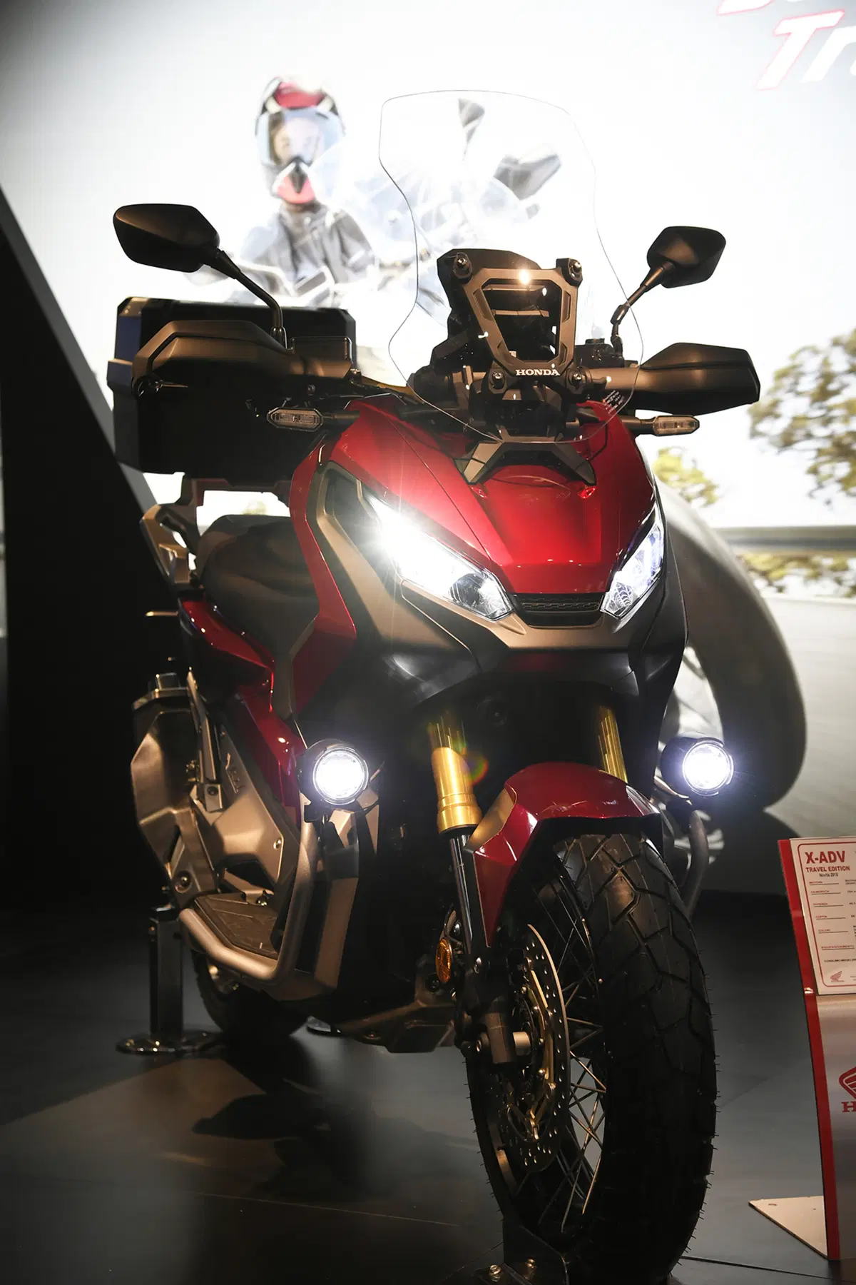 EICMA 2017: Honda X-ADV, foto e dati (41)