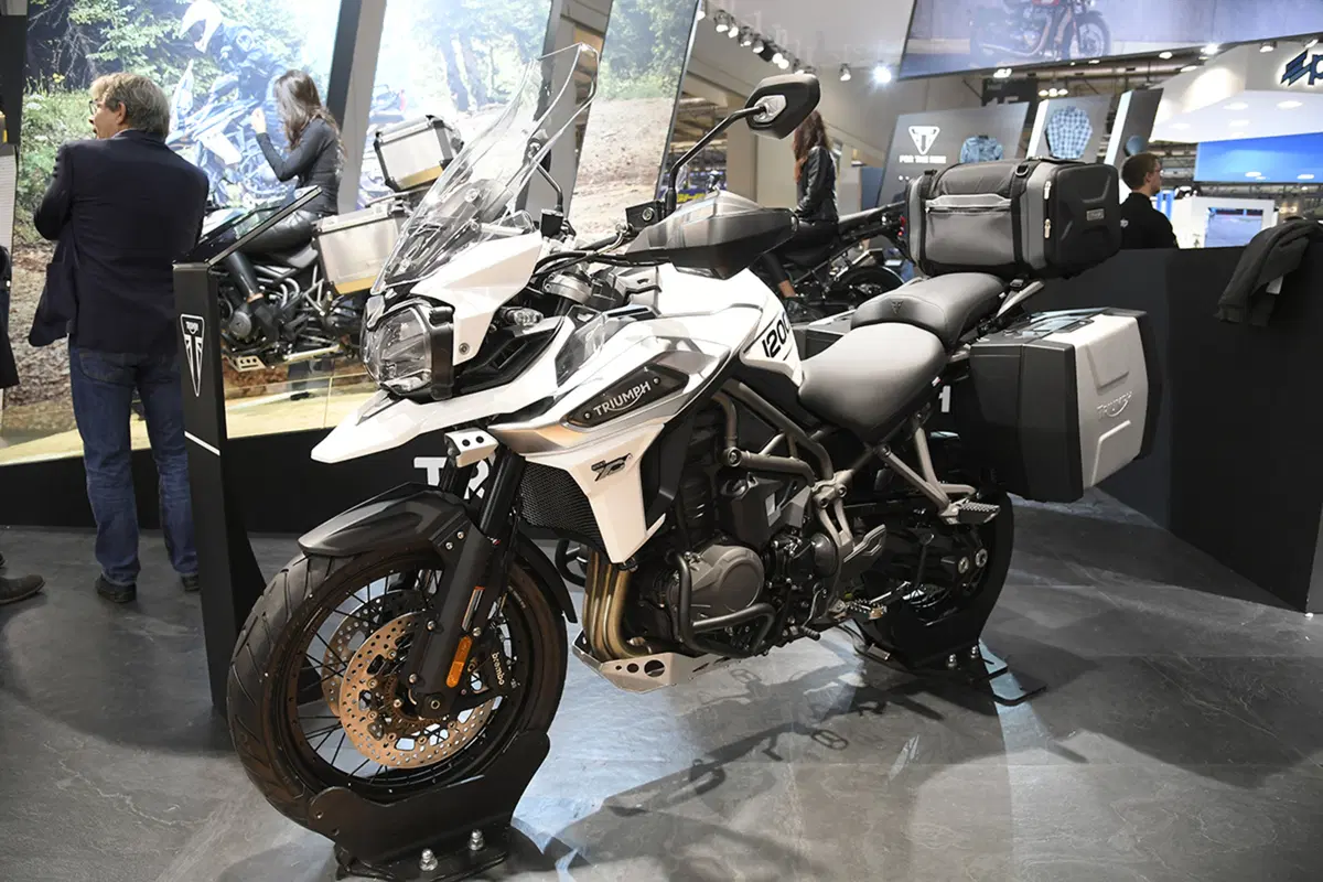 EICMA 2017: Triumph Tiger 1200, foto e dati