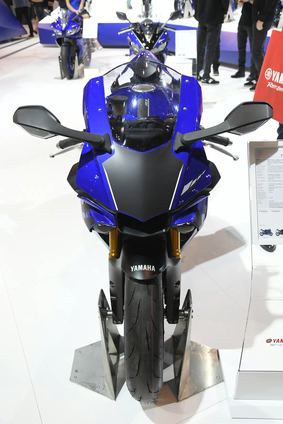 EICMA 2017: Yamaha YZF-R1 e R1M, foto, video e dati (2)