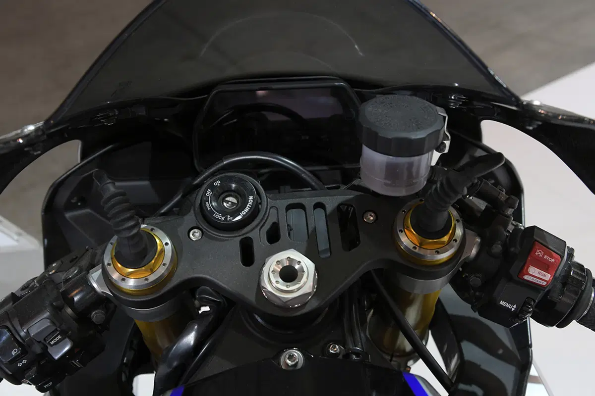 EICMA 2017: Yamaha YZF-R1 e R1M, foto, video e dati (23)