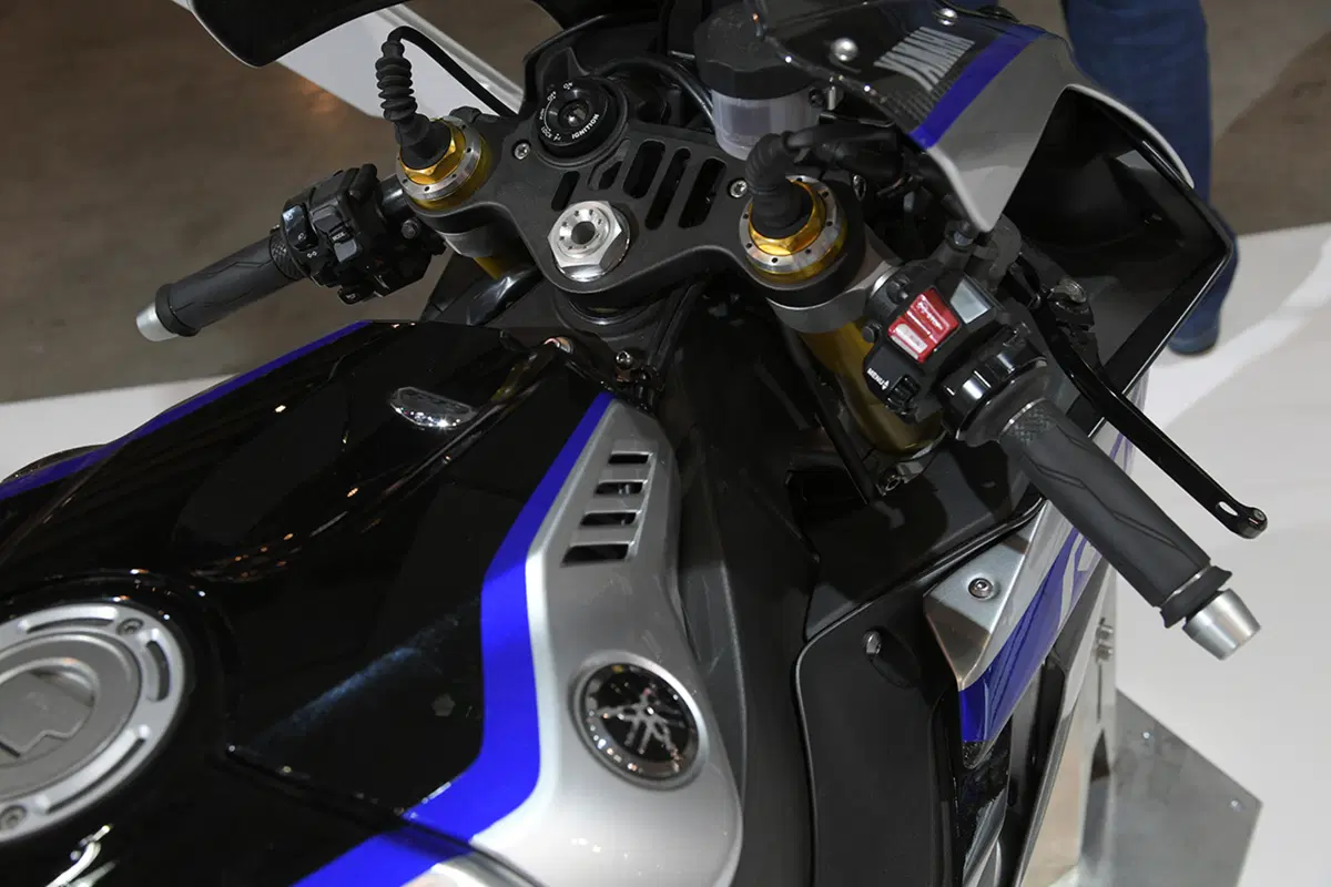 EICMA 2017: Yamaha YZF-R1 e R1M, foto, video e dati (36)