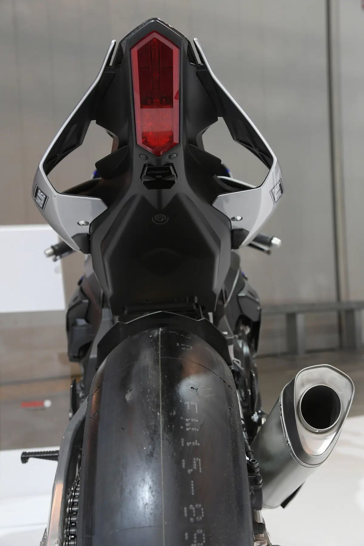 EICMA 2017: Yamaha YZF-R1 e R1M, foto, video e dati (38)