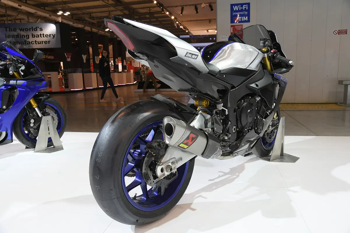 EICMA 2017: Yamaha YZF-R1 e R1M, foto, video e dati (39)