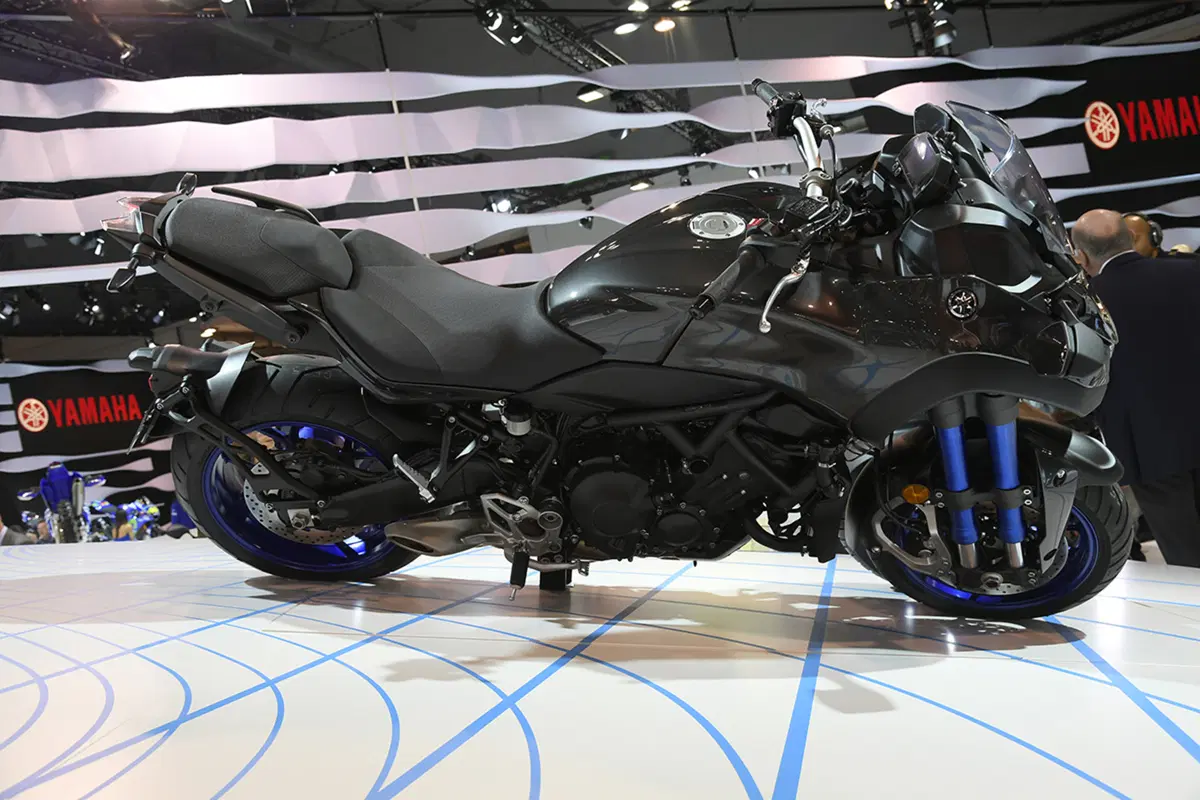 EICMA 2017: Yamaha Niken, foto e dati (3)