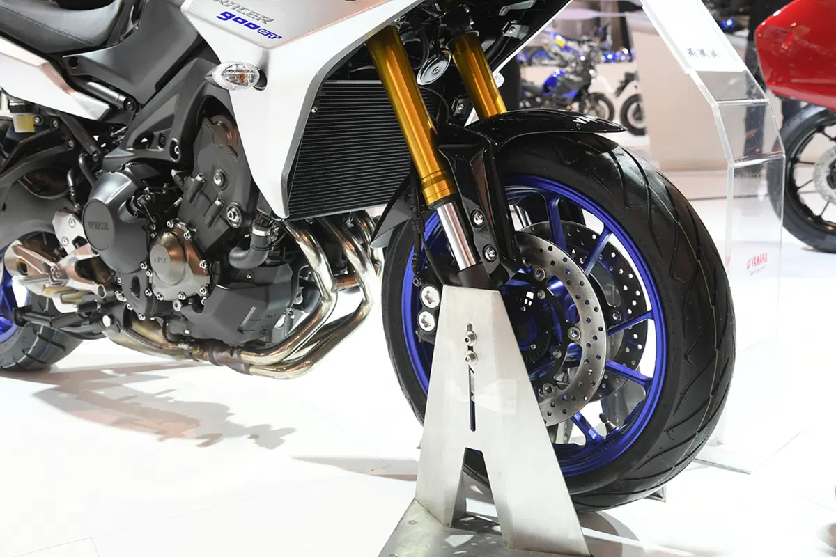 EICMA 2017: Yamaha Tracer 900 e 900 GT, foto e dati (27)