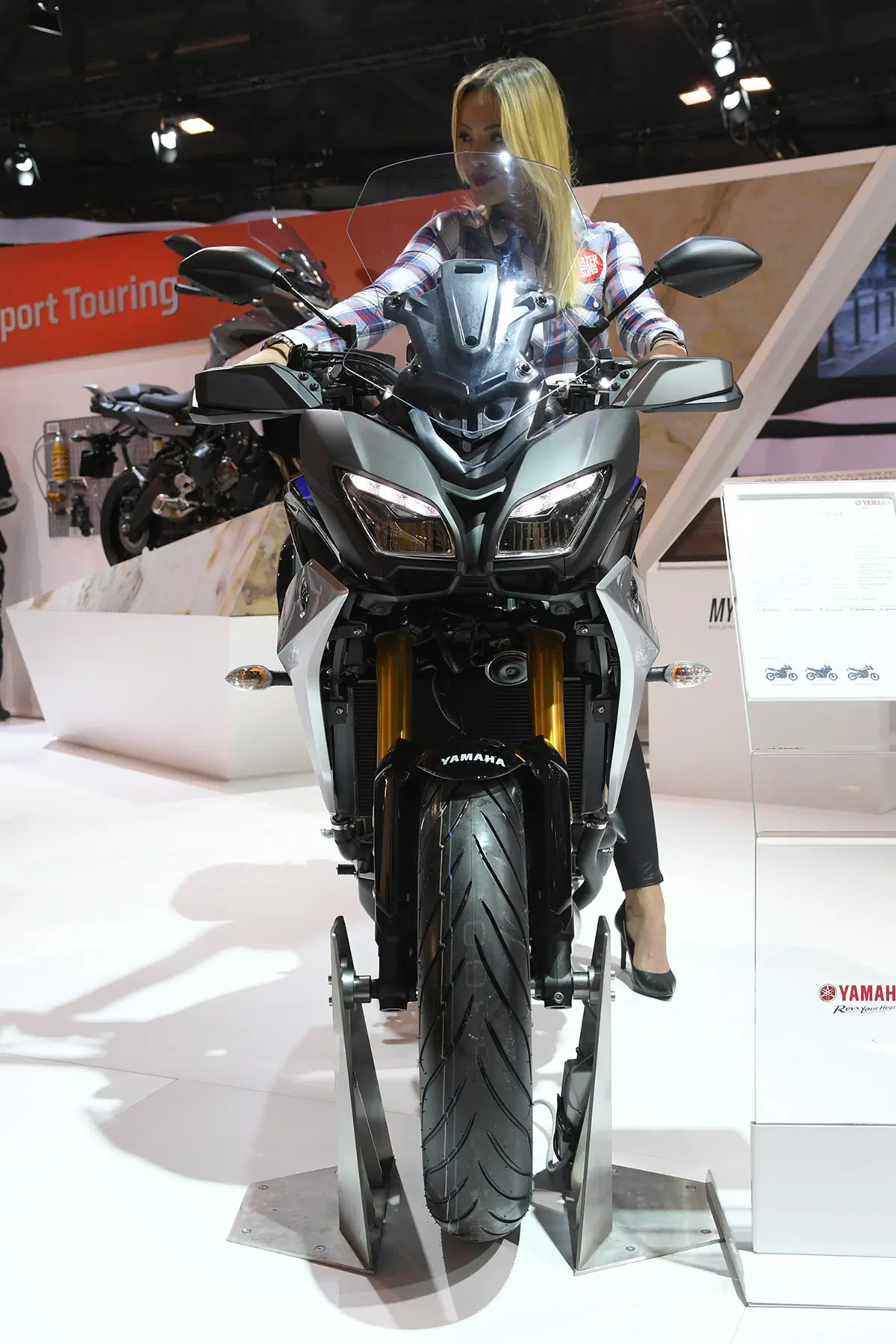EICMA 2017: Yamaha Tracer 900 e 900 GT, foto e dati (29)