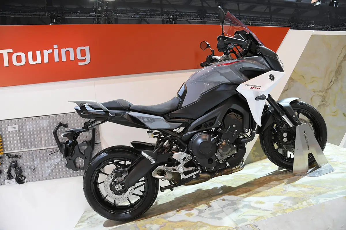 EICMA 2017: Yamaha Tracer 900 e 900 GT, foto e dati (2)