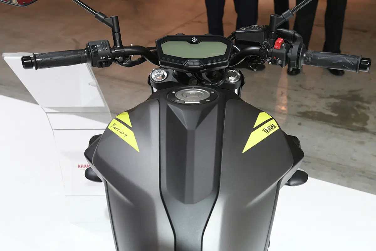 EICMA 2017: Yamaha MT-07, foto e dati (15)