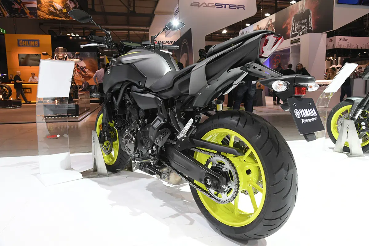 EICMA 2017: Yamaha MT-07, foto e dati (2)