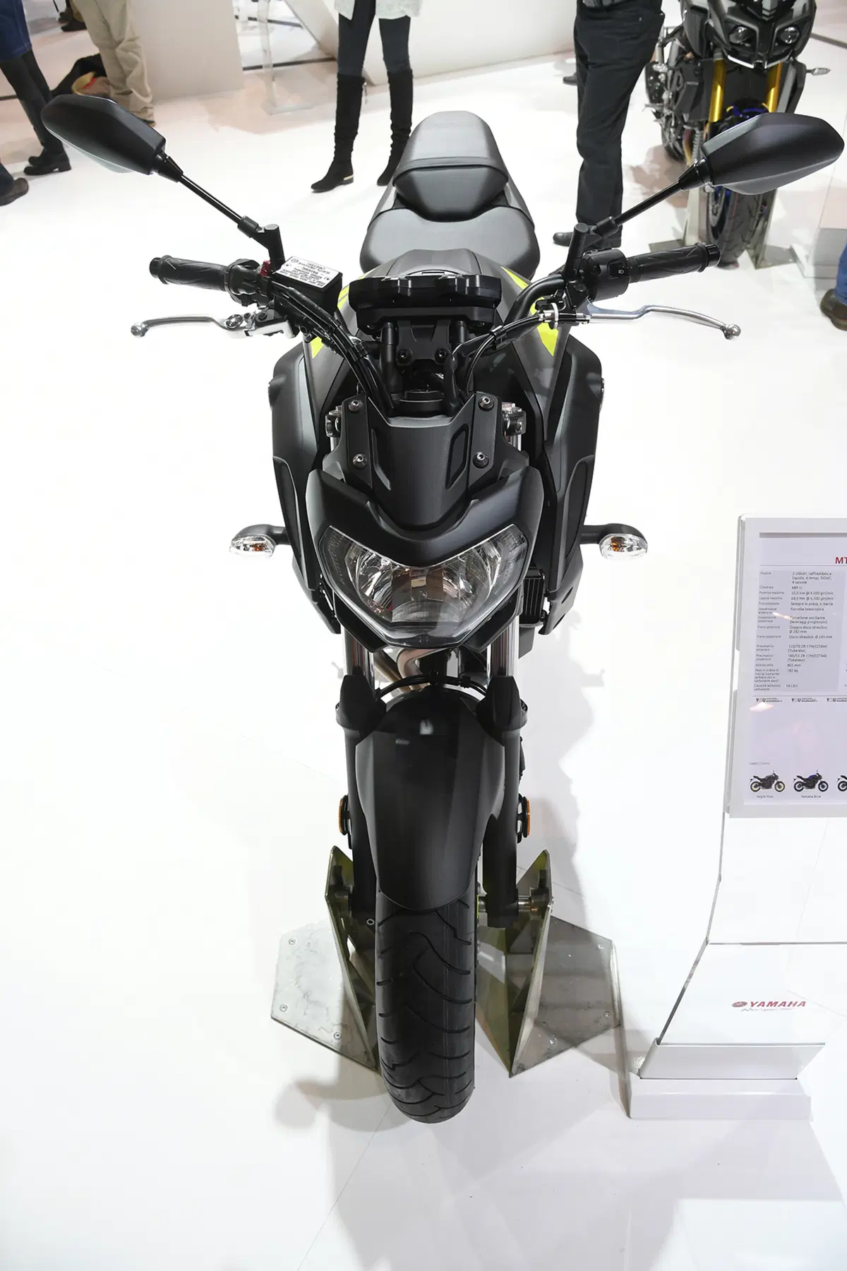 EICMA 2017: Yamaha MT-07, foto e dati (23)