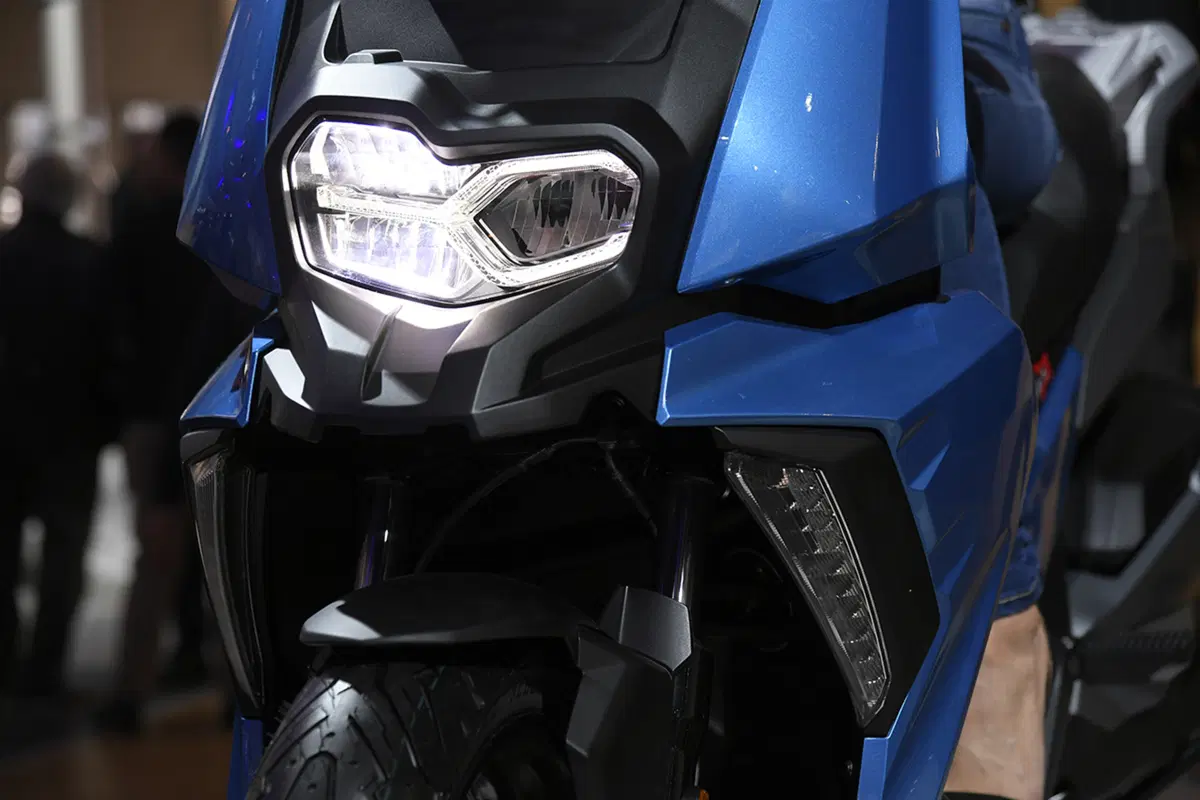 EICMA 2017: BMW C 400 X, foto e dati (24)