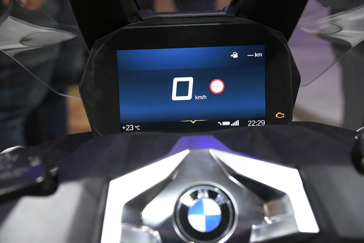 EICMA 2017: BMW C 400 X, foto e dati (26)