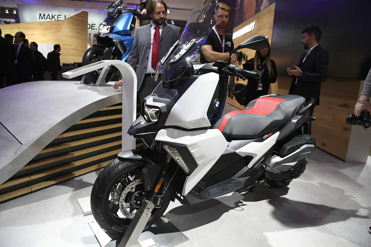 EICMA 2017: BMW C 400 X, foto e dati (35)