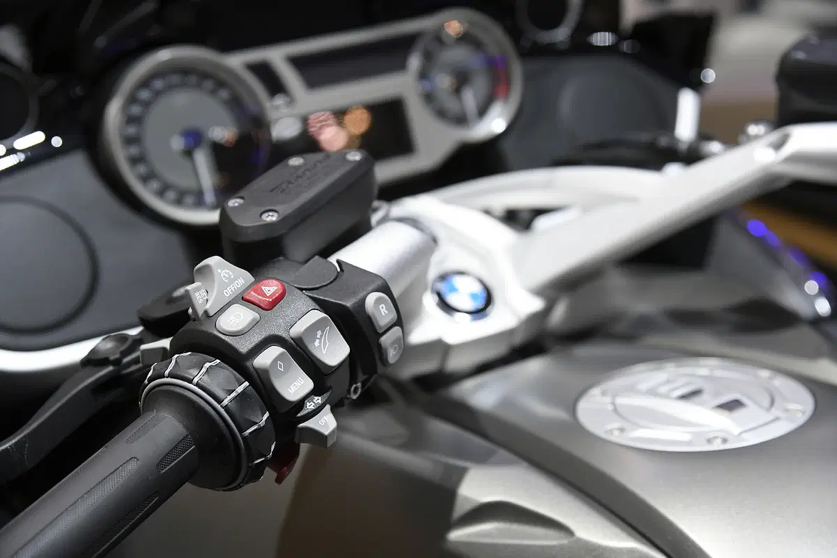 EICMA 2017: BMW K 1600 Grand America, foto e dati (23)