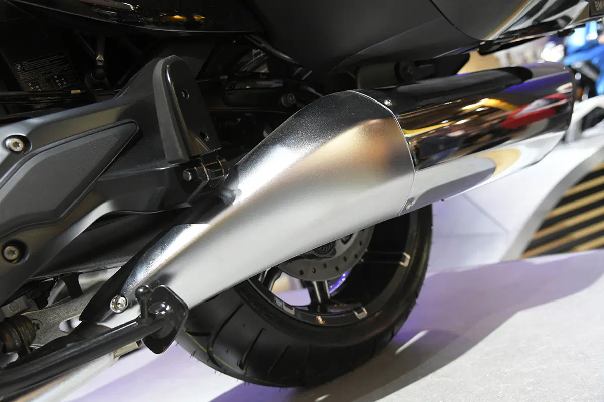 EICMA 2017: BMW K 1600 Grand America, foto e dati (31)