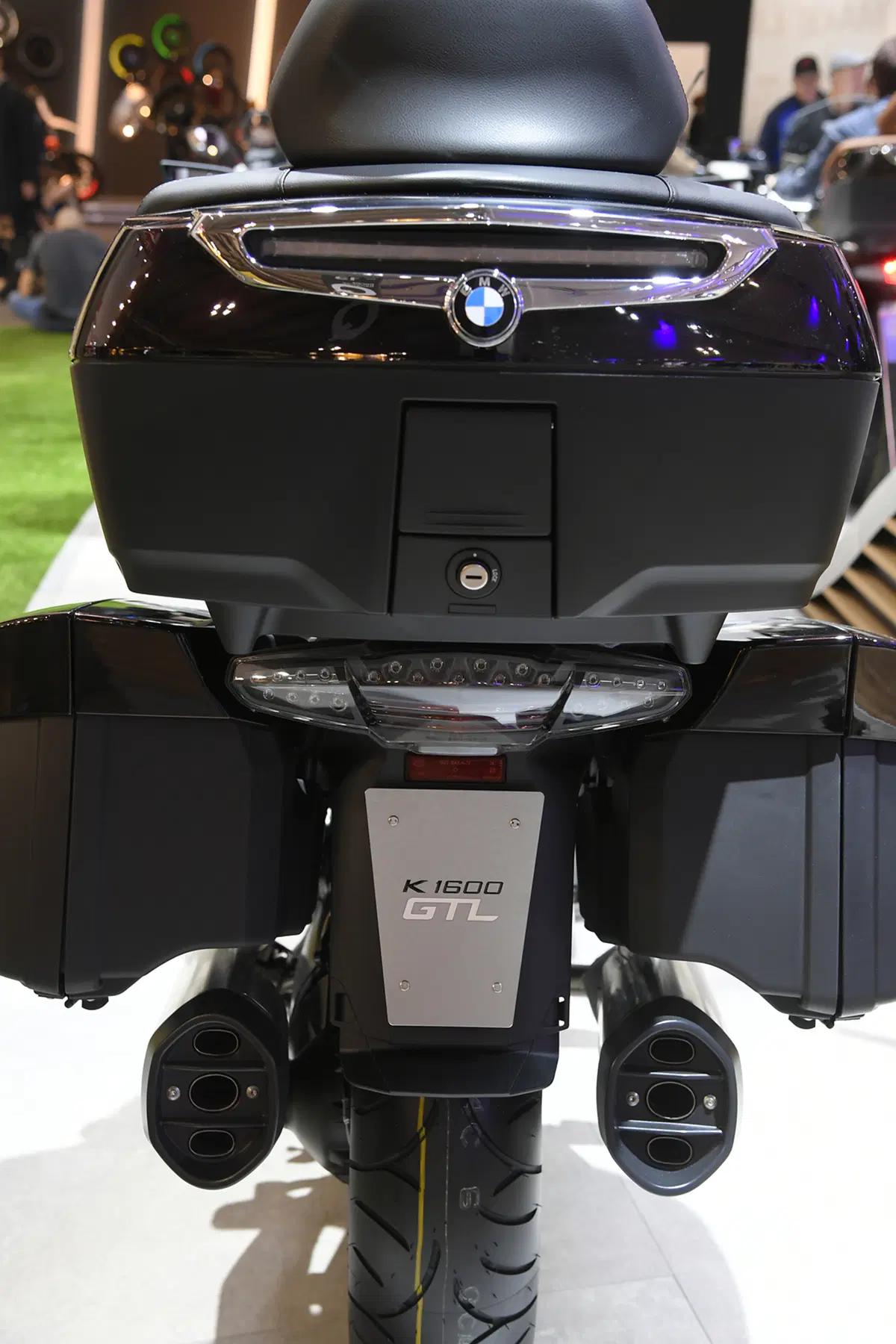 EICMA 2017: BMW K 1600 Grand America, foto e dati (33)