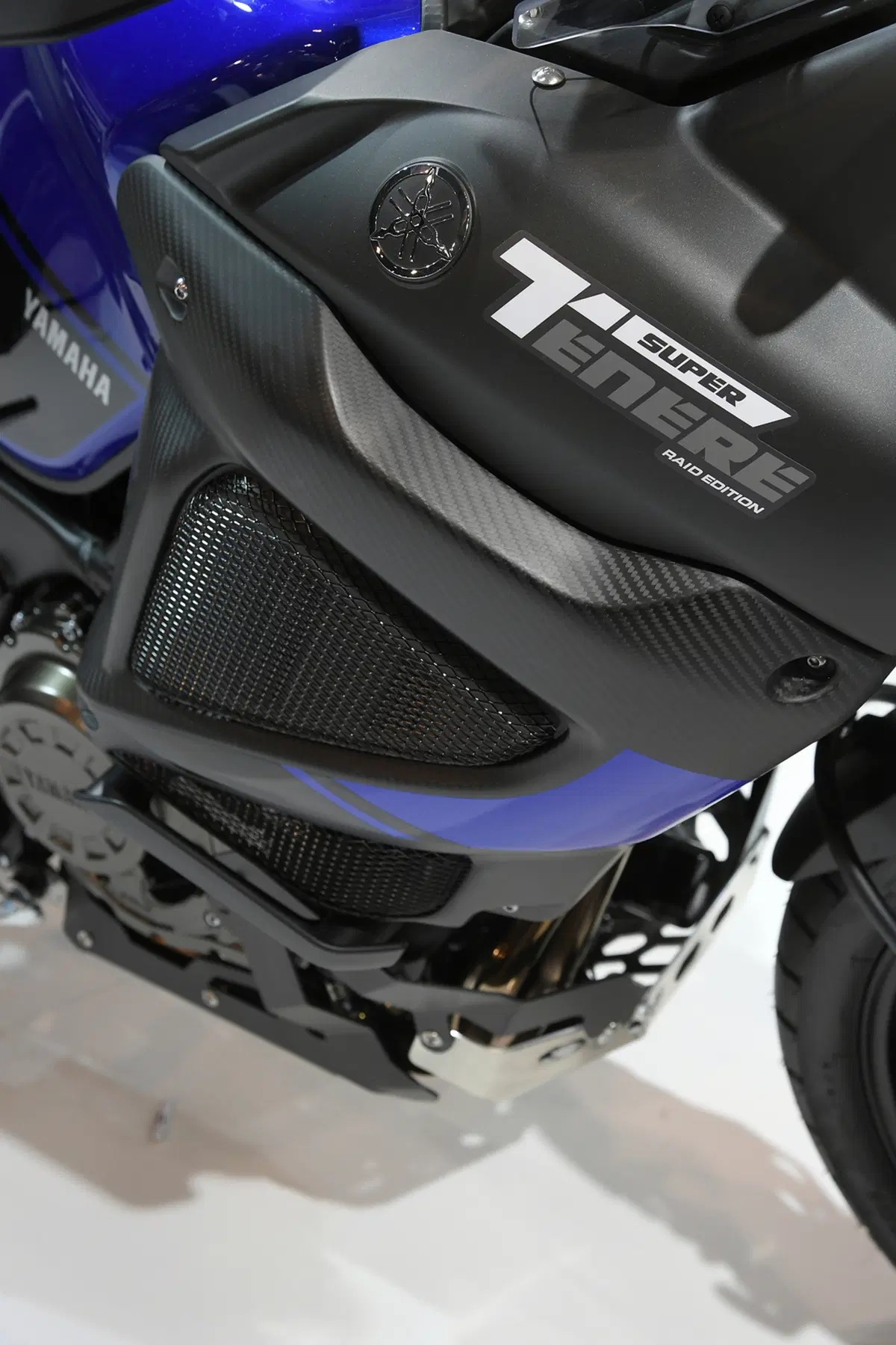 EICMA 2017: Yamaha XT1200ZE Super Ténéré Raid Edition, foto e dati (3)