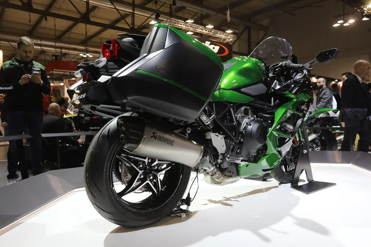 EICMA 2017: Kawasaki Ninja ZX-10R SE, foto, dati e prezzo (17)