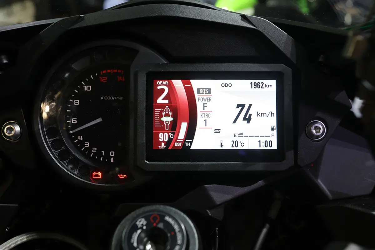 EICMA 2017: Kawasaki Ninja ZX-10R SE, foto, dati e prezzo (26)