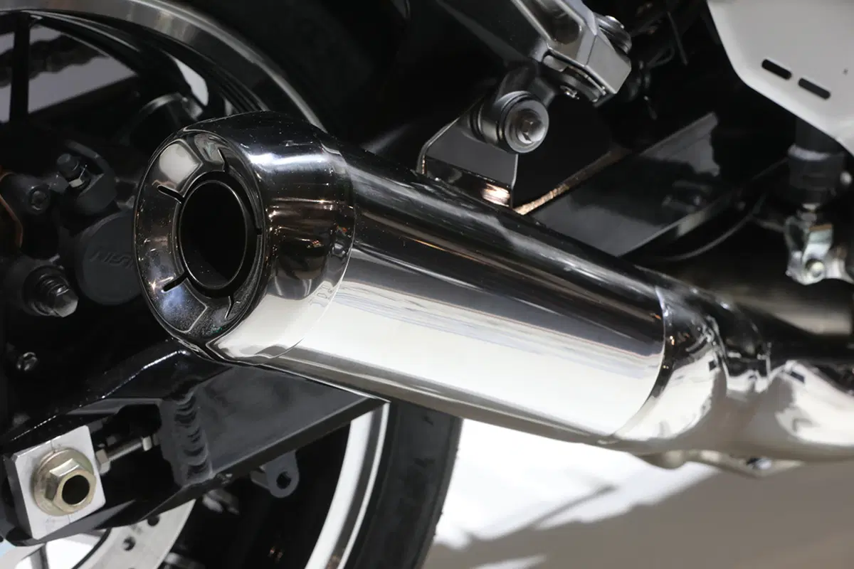 Kawasaki Z900RS 2018, foto e dati (38)
