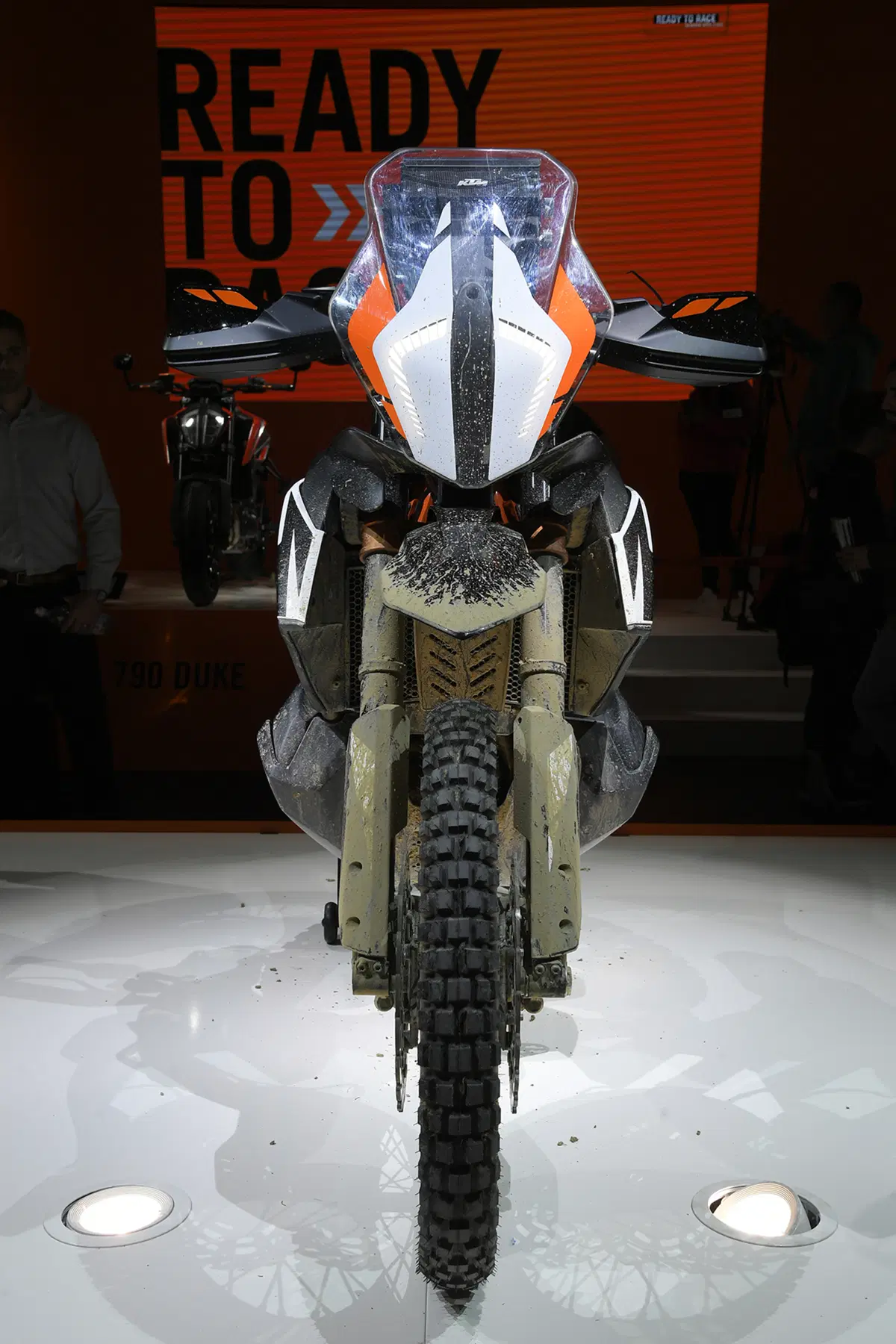 EICMA 2017: KTM 790 Adventure R concept: foto, video e dati (6)