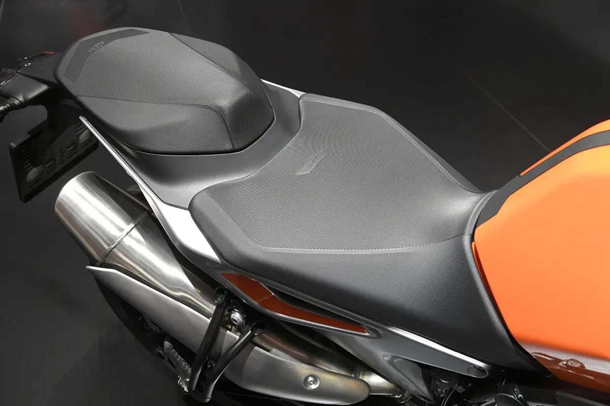 EICMA 2017: KTM Duke 790, foto e dati (35)