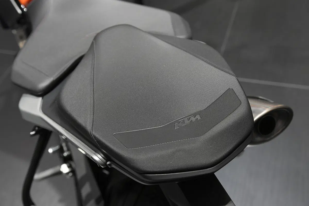 EICMA 2017: KTM Duke 790, foto e dati (45)