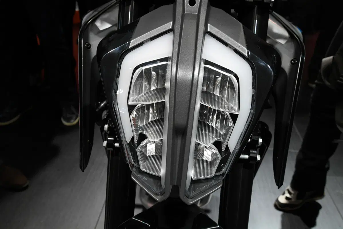 EICMA 2017: KTM Duke 790, foto e dati (60)