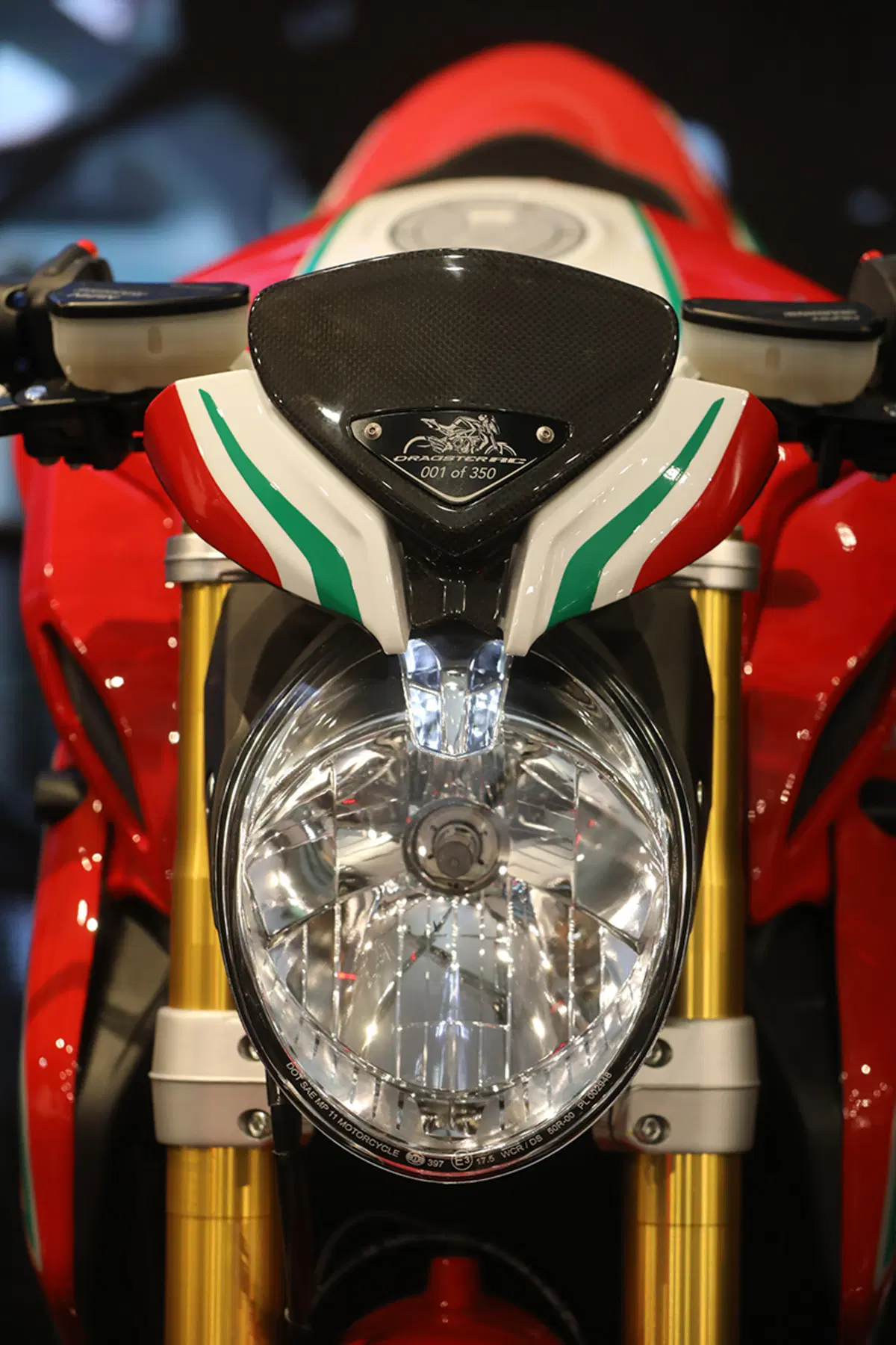 Tre moto speciali da MV Agusta: F3 675 e 800 RC, Brutale 800 RR Pirelli (30)