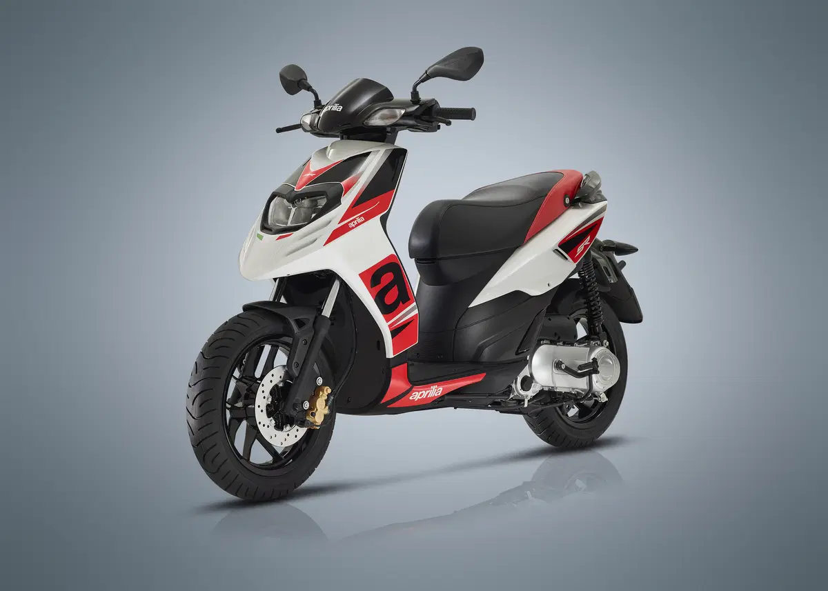 Aprilia SR 50 SR 50 Motard 2T (2018 - 20) (2)