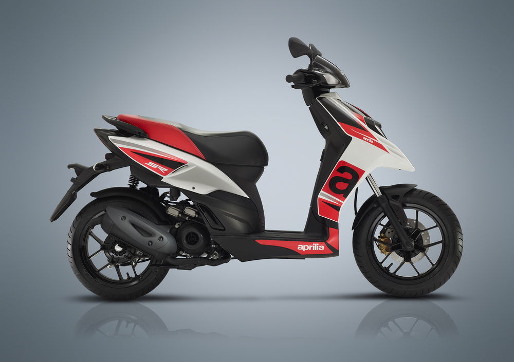 Aprilia SR 50 Motard 2t (2018 - 20) (4)