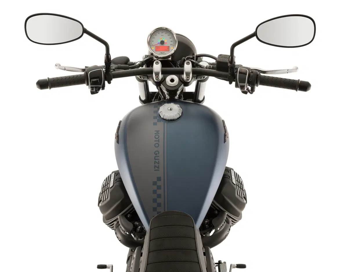 Moto Guzzi V9 V9 Bobber (2018 - 20) (5)